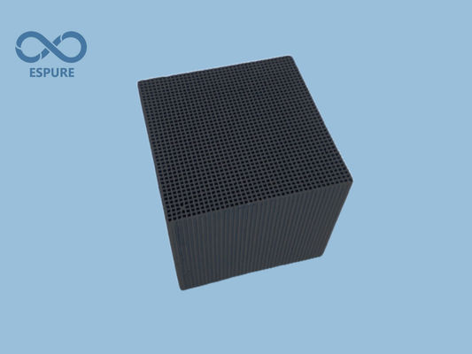 Un bon prix. Charbon à base de nid d'abeille charbon actif pour l'élimination des COV dans les procédés industriels en ligne